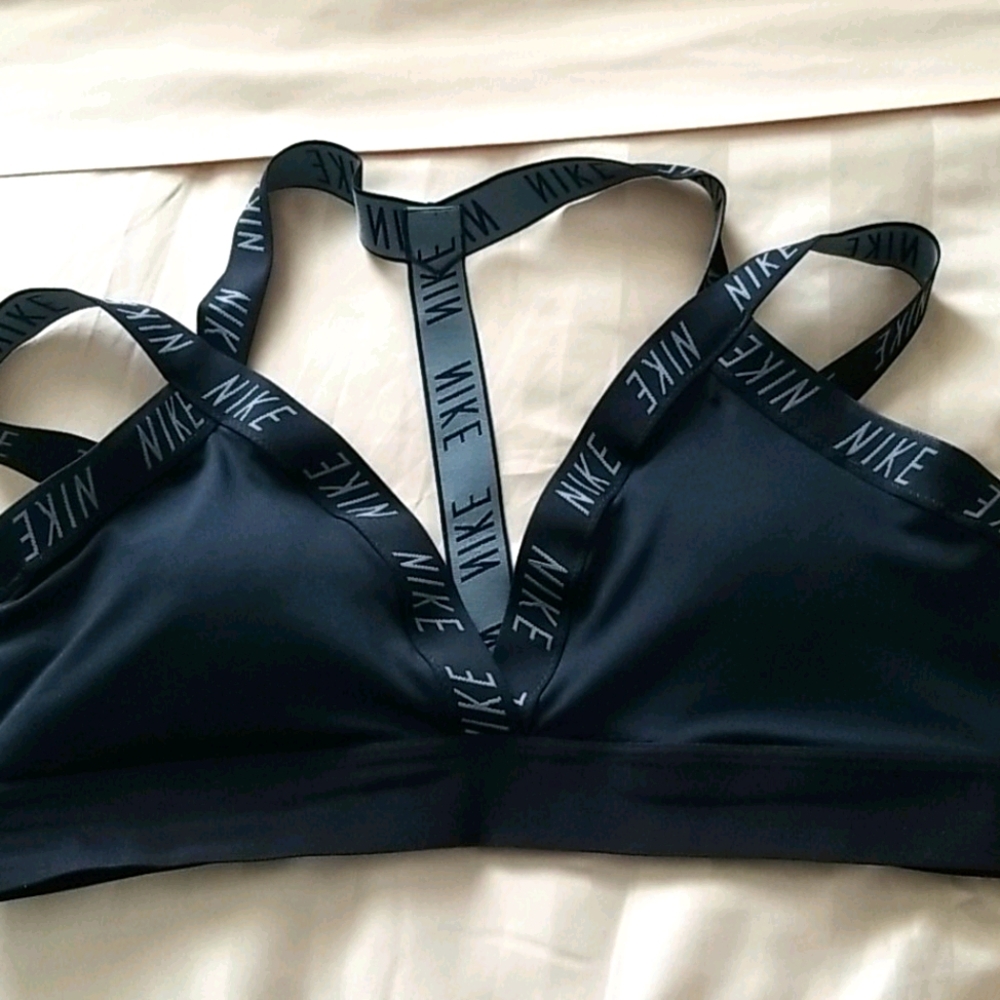 NIKE SPORT BRA